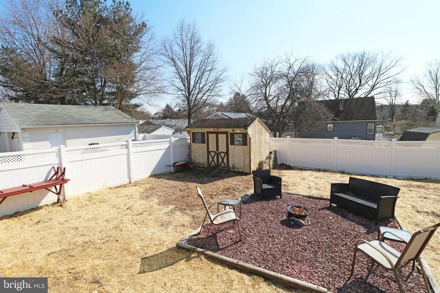 929 Galbraith photo 33