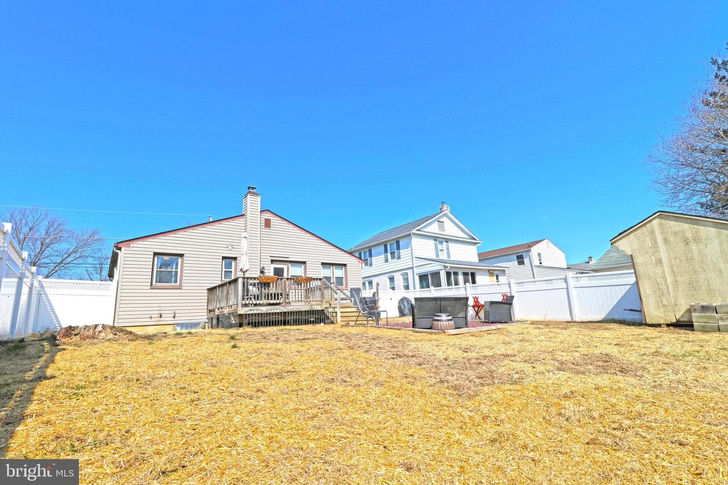 929 Galbraith photo 36