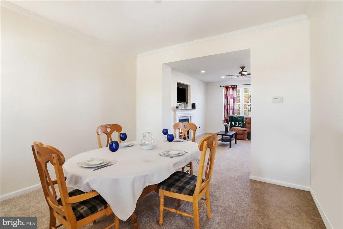 2431 Gilbert Street photo 14