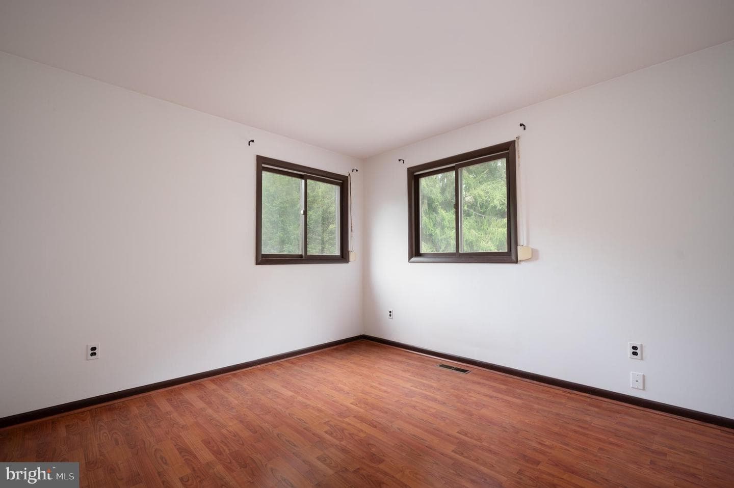 111 Harvey Lane photo 34