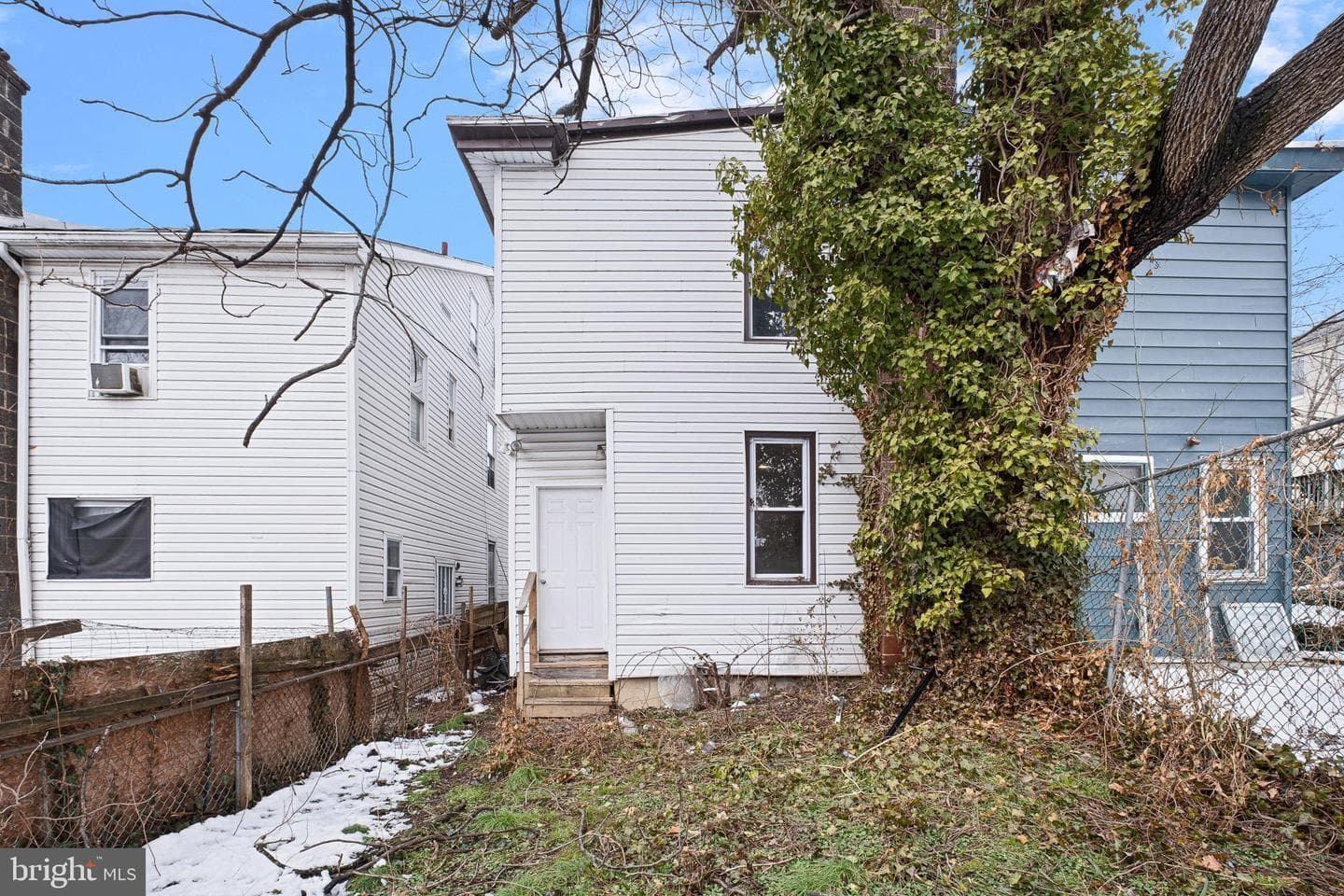 403 S 6th Street photo 3