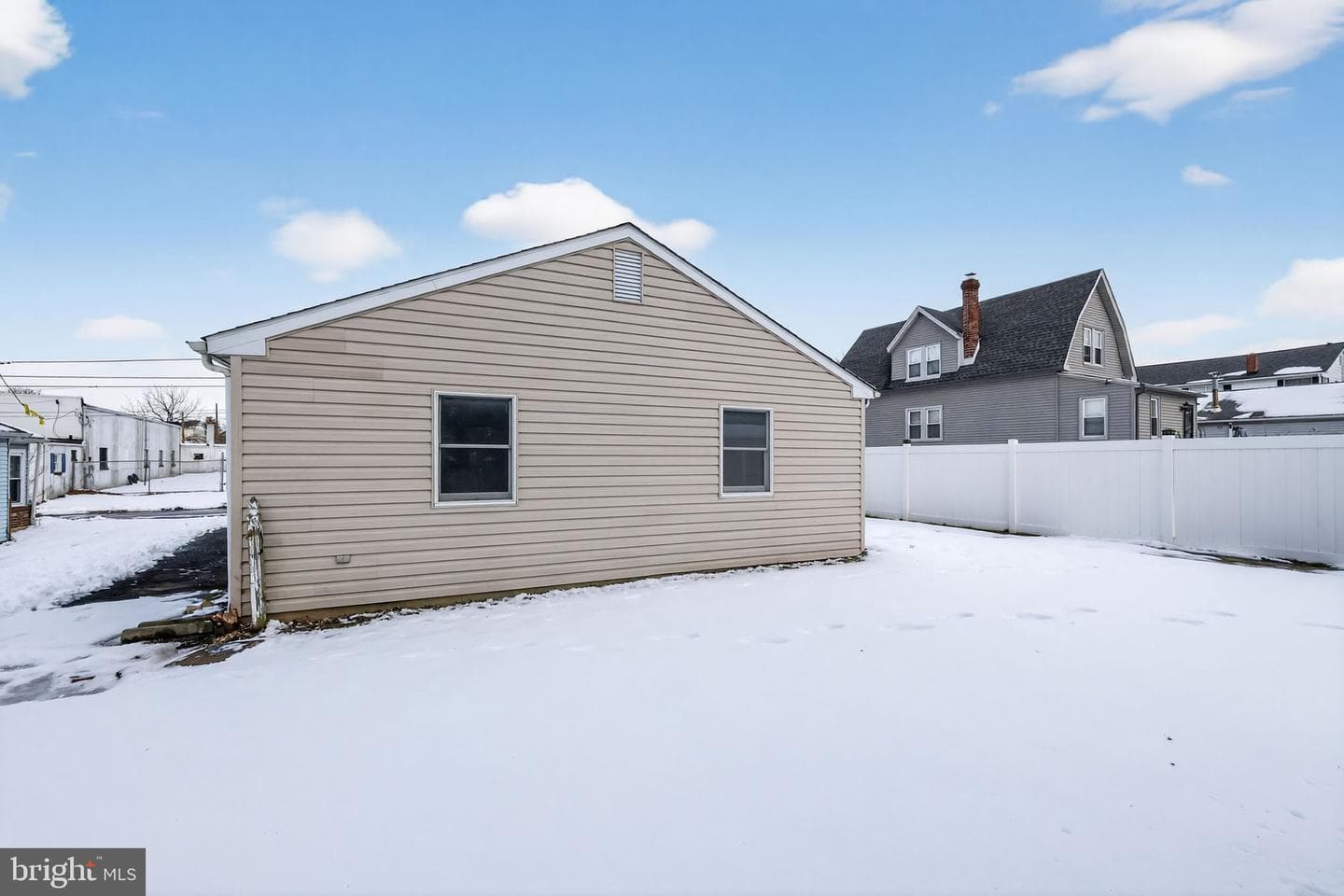 9 Maise Avenue photo 25