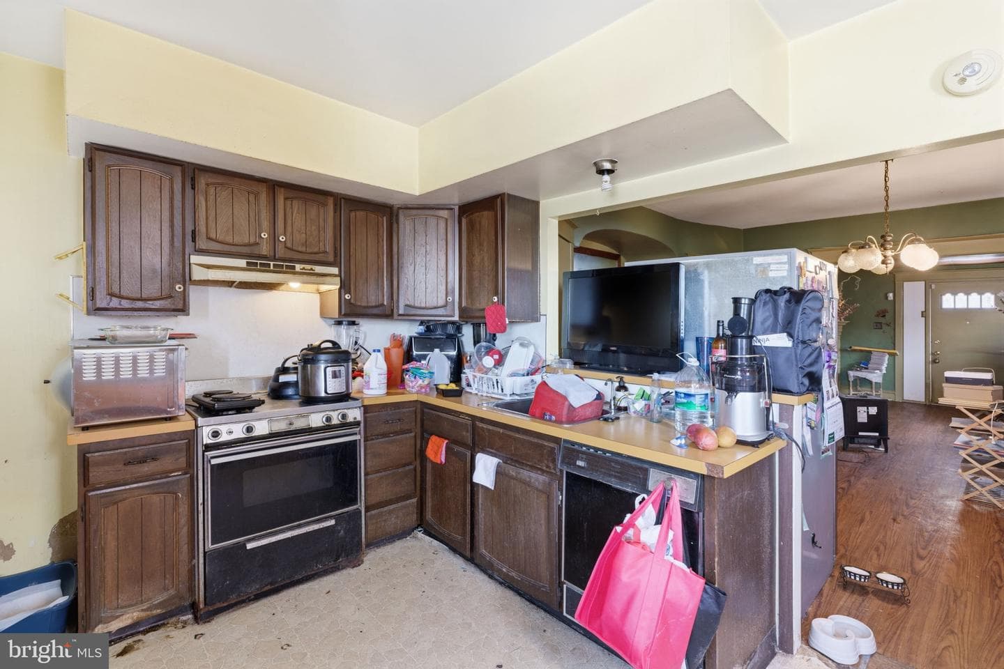 734 Bullock Avenue photo 7