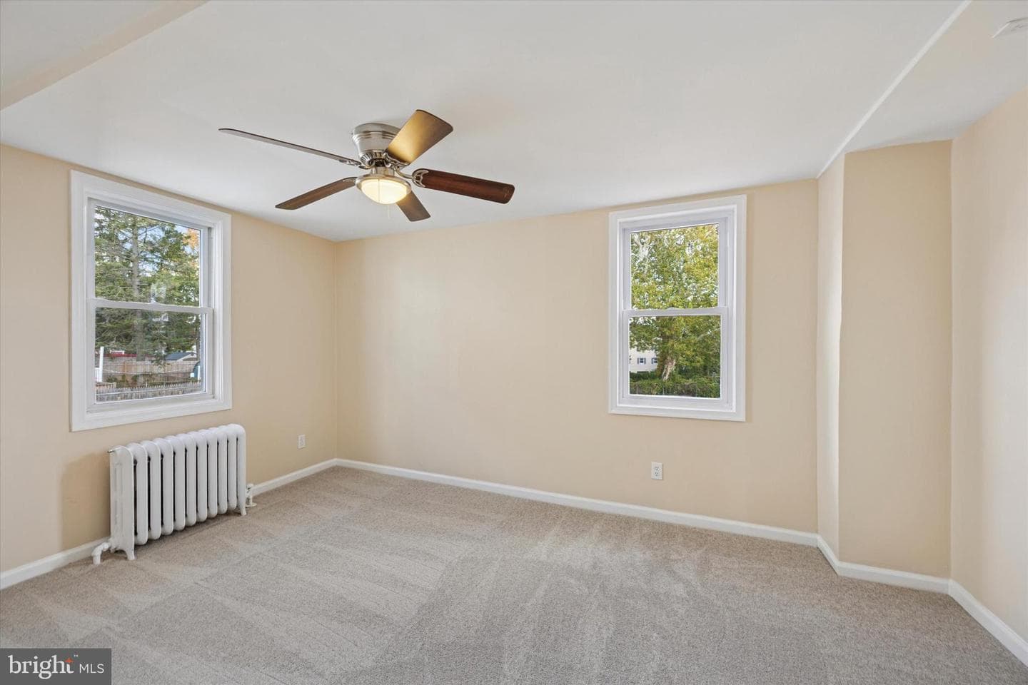 45 S Sycamore Avenue photo 22