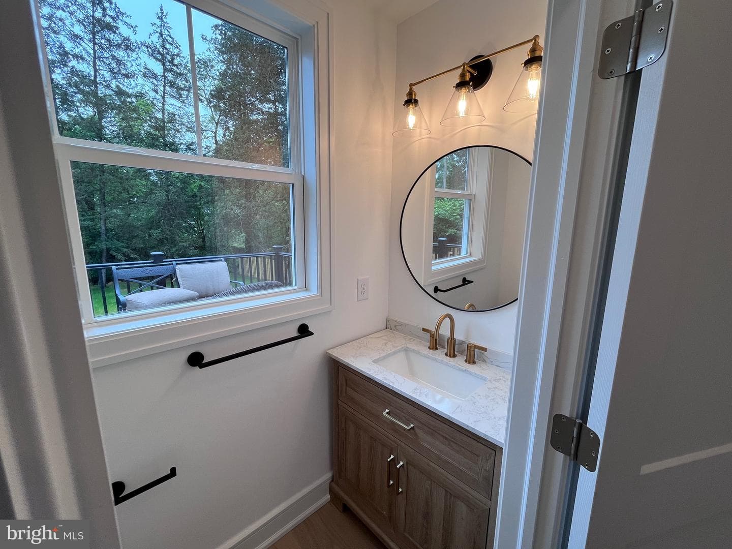 625 Conestoga Road photo 11