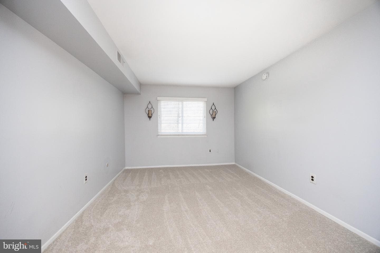 1710 Painters Crossing #1710 photo 21