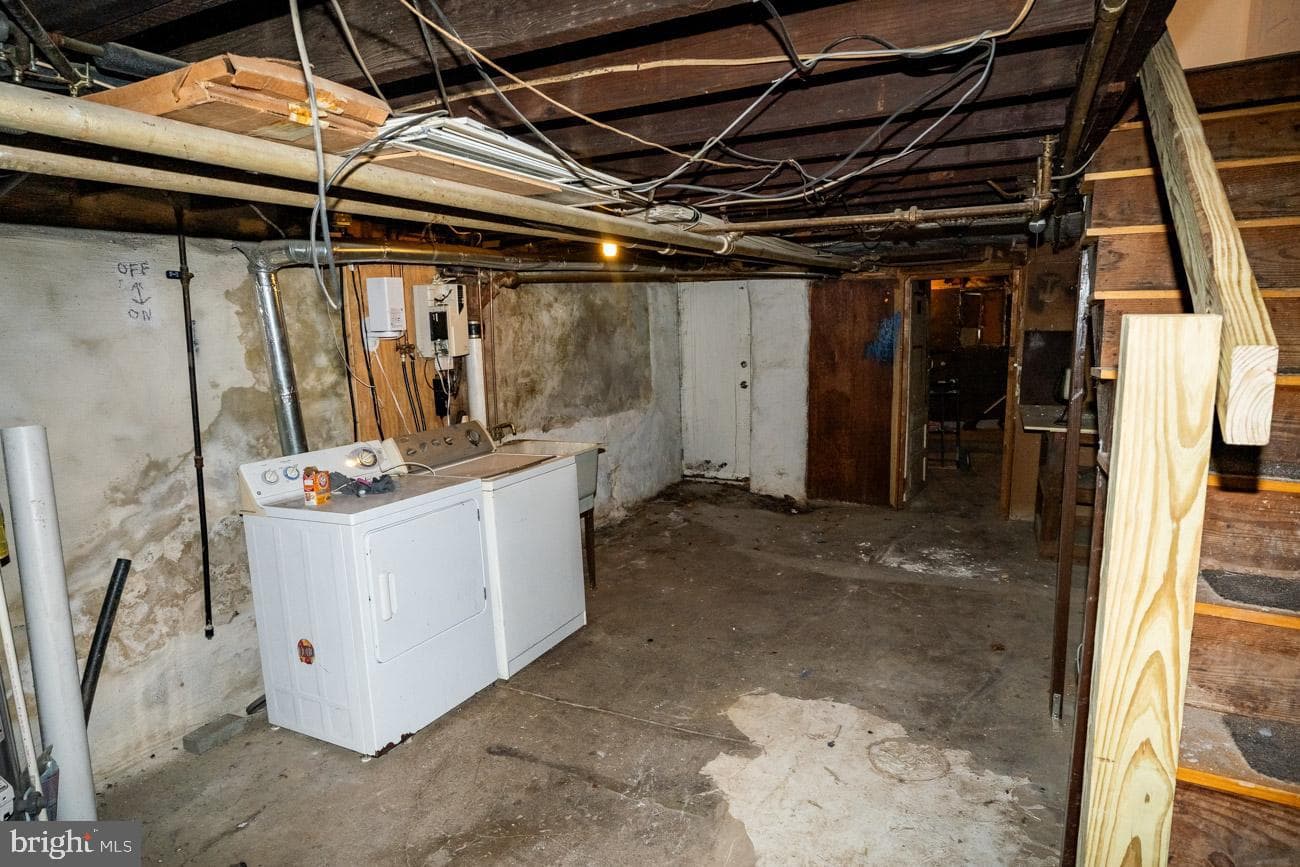 1011 Andrews Avenue photo 21