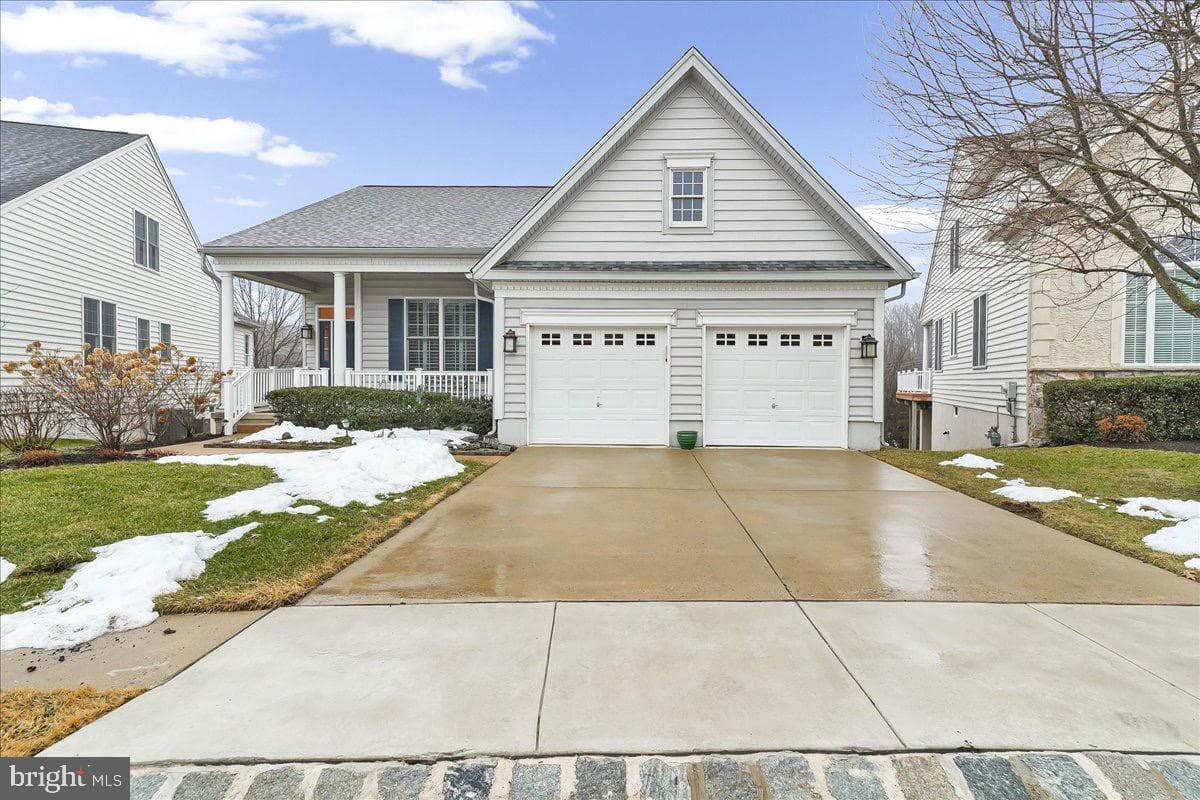 42 Cassin Hill Dr
