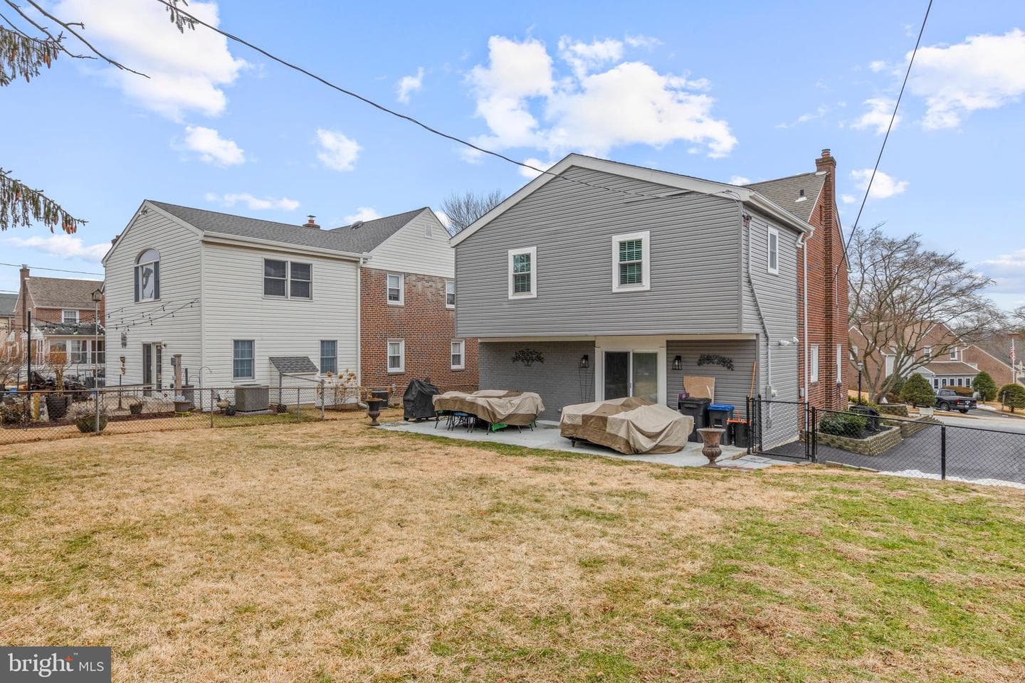 831 Stanbridge Road photo 46