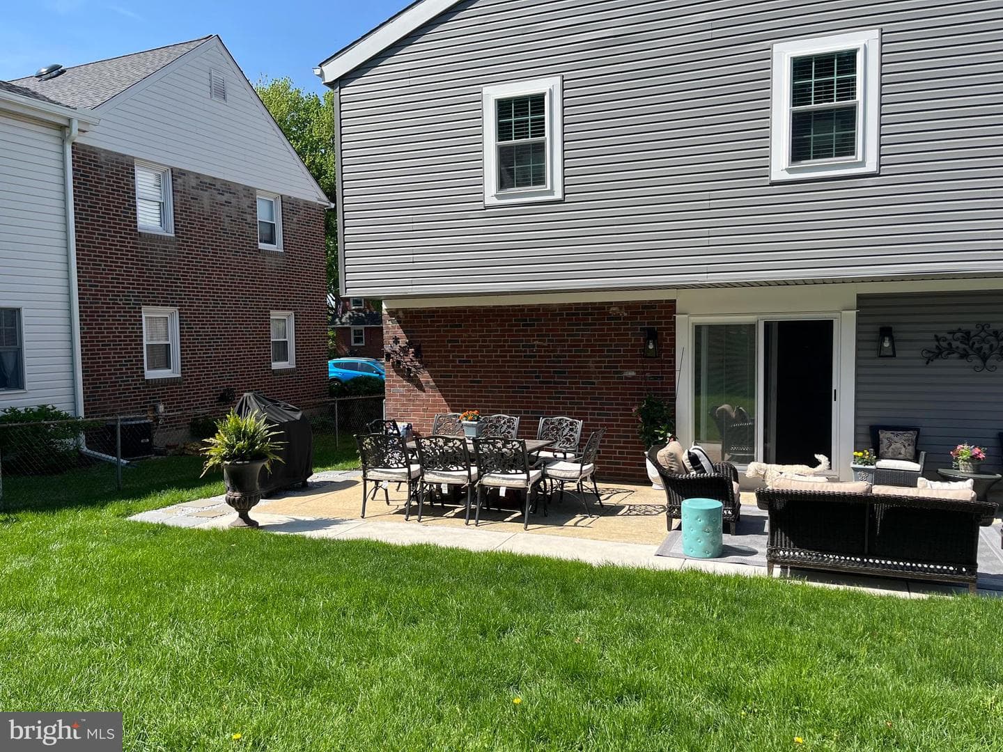 831 Stanbridge Road photo 51