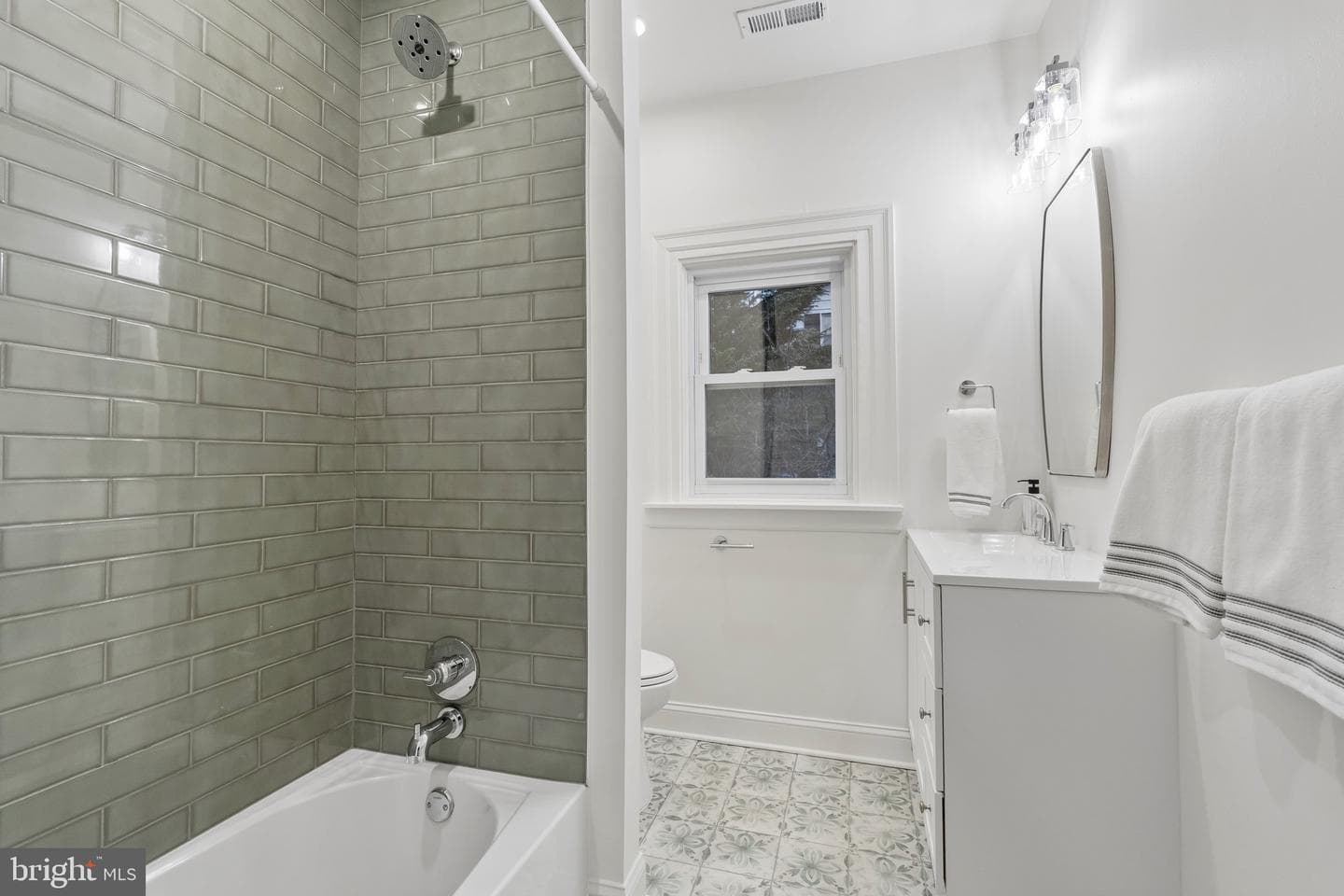 249 Brookline Boulevard photo 35