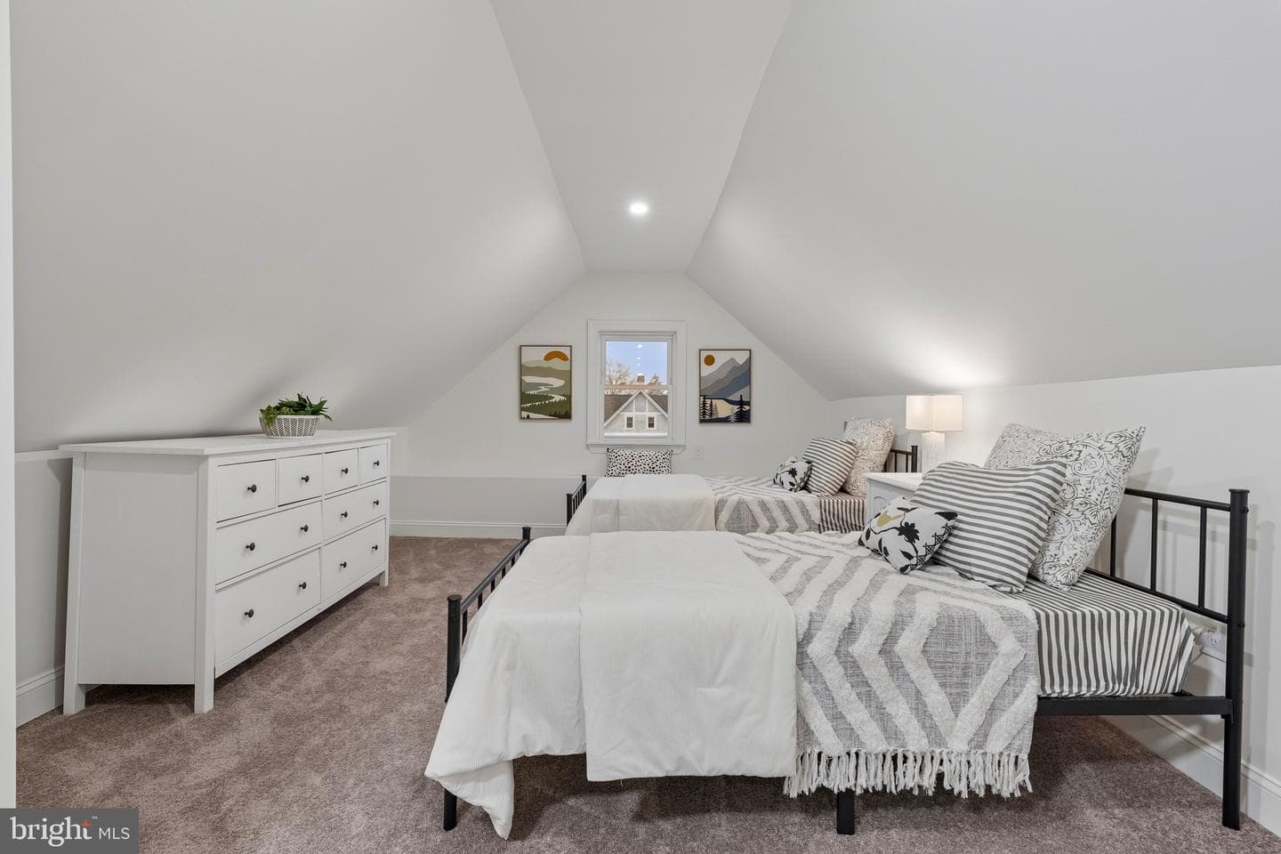 249 Brookline Boulevard photo 44