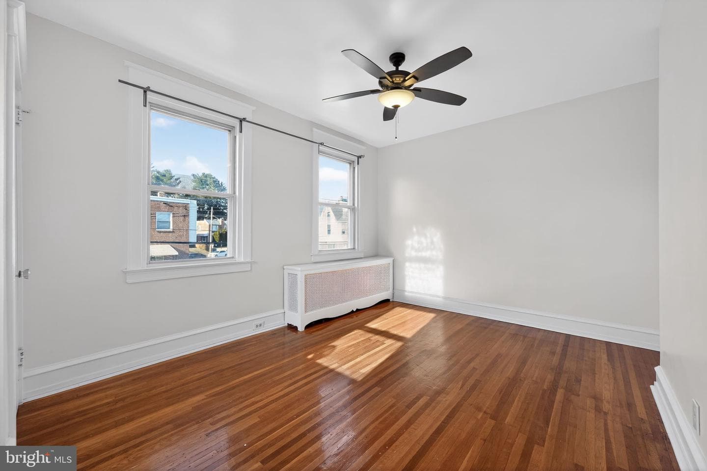 165 W Albemarle Avenue photo 20
