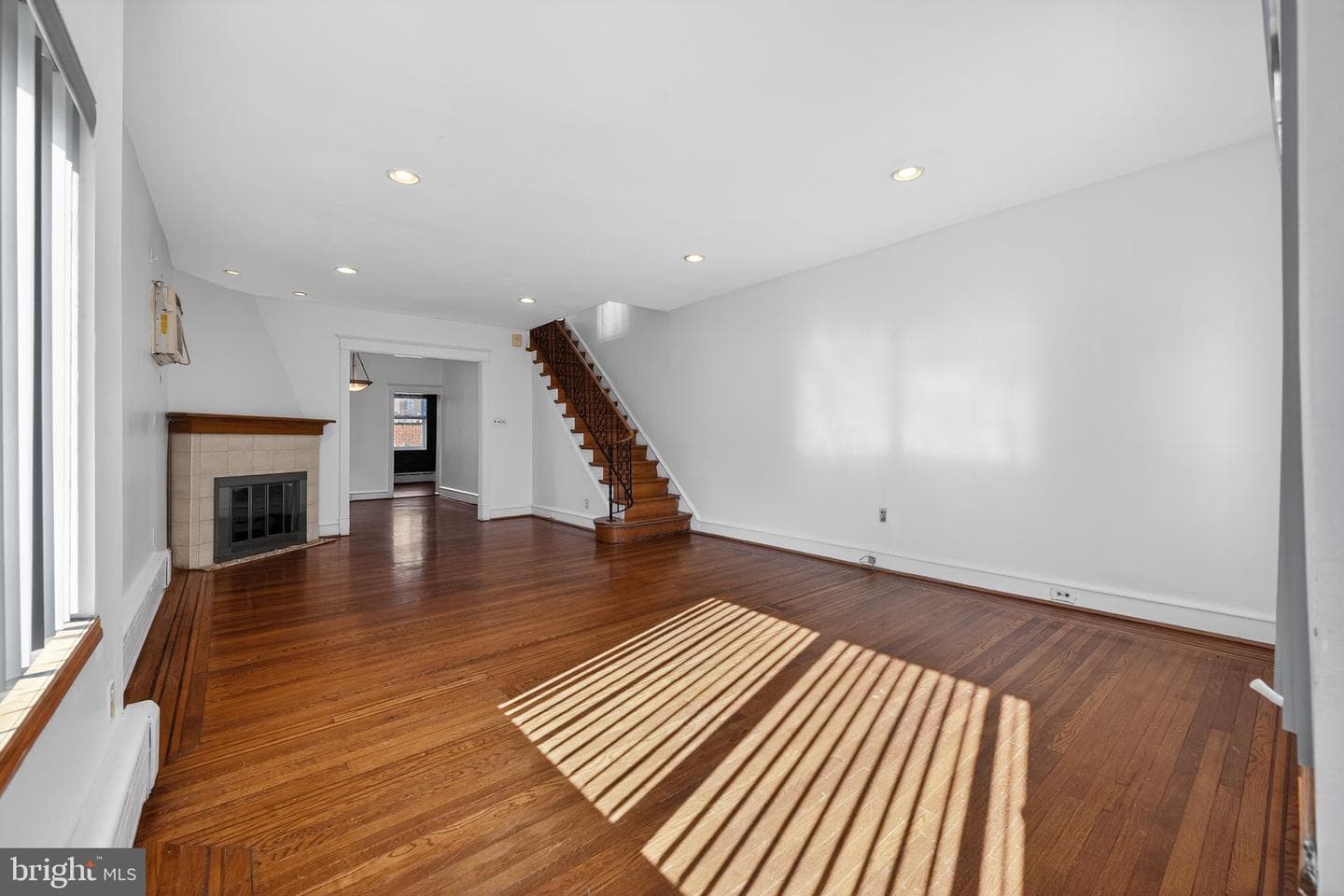 165 W Albemarle Avenue photo 4