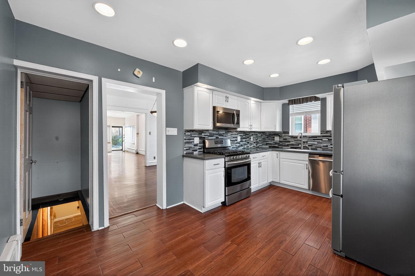 165 W Albemarle Avenue photo 9