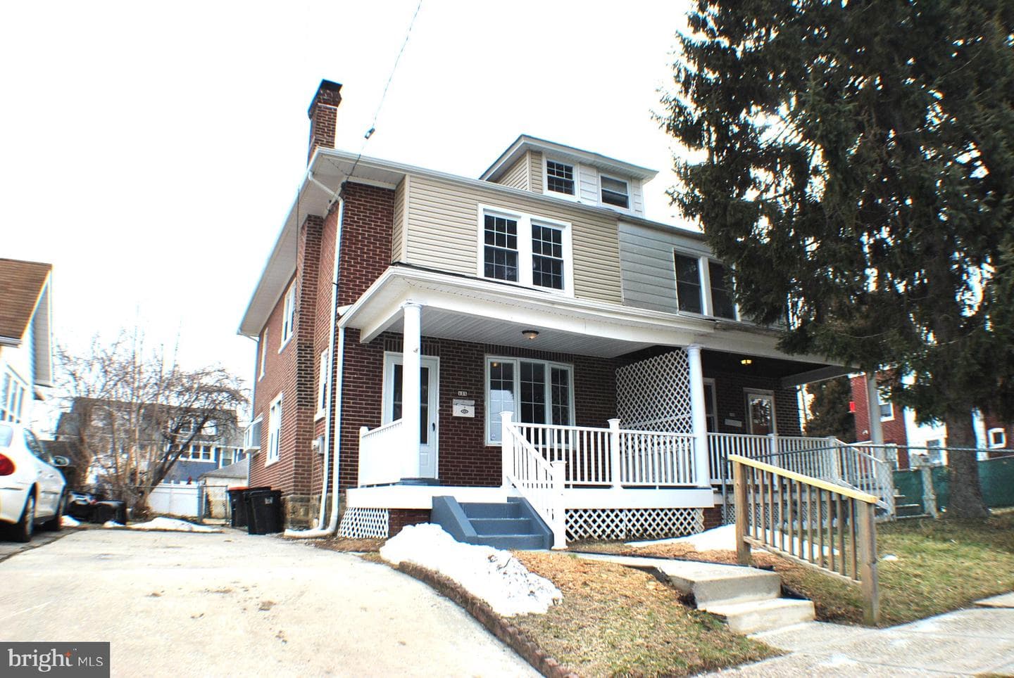 125 E Avon Rd