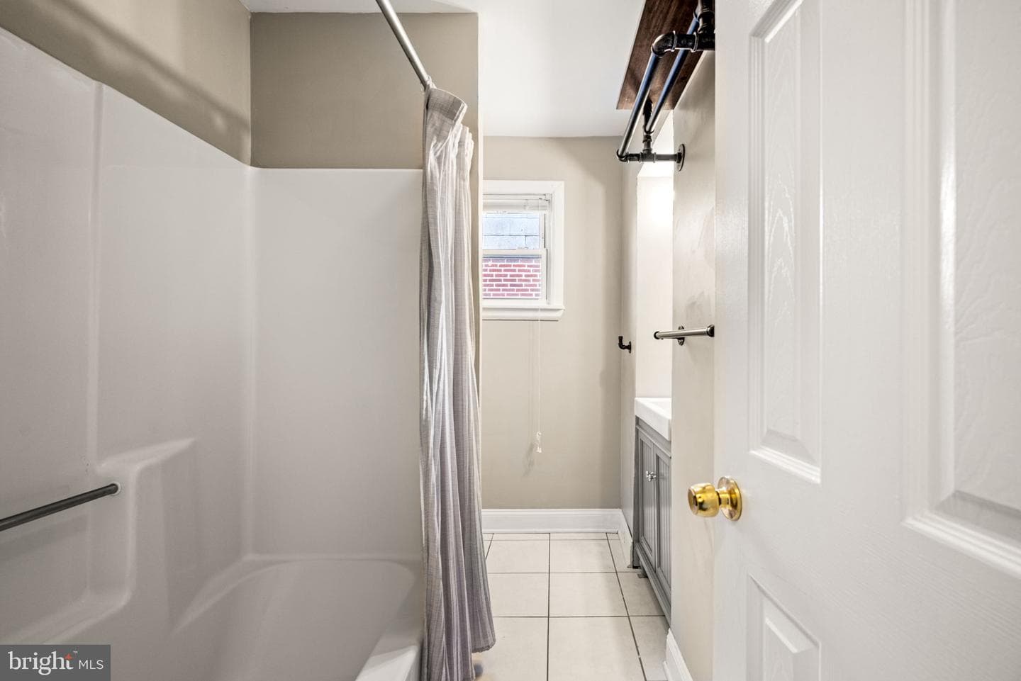 1401 Grant Avenue photo 12