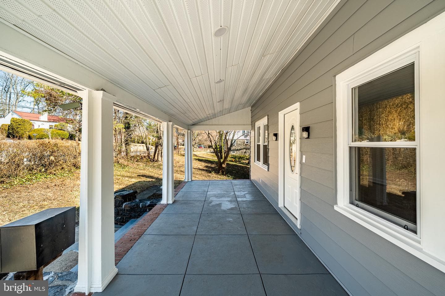 700 E Ridley Avenue photo 5