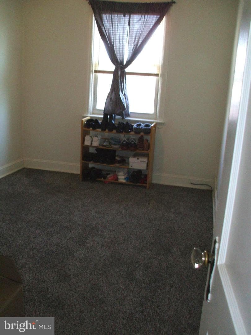325 Westpark Lane photo 21