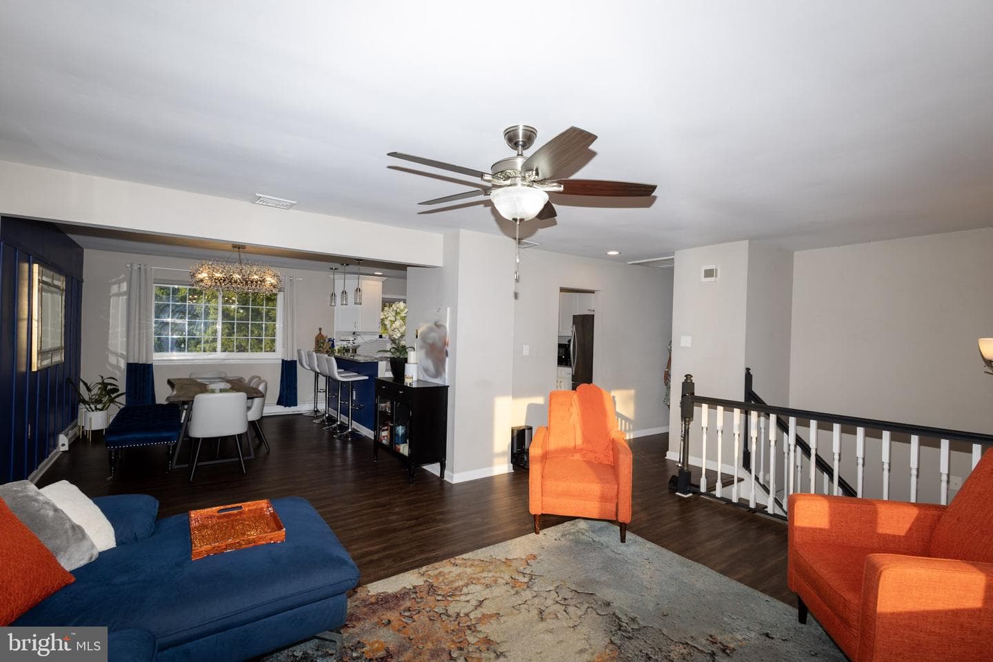 1207 Malatesta Avenue photo 5