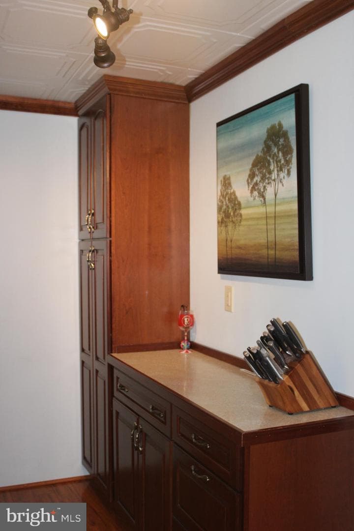 542 Michell Street photo 10