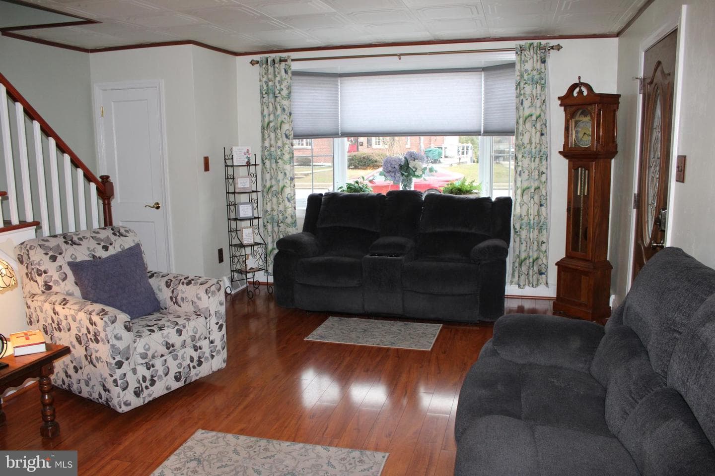 542 Michell Street photo 4
