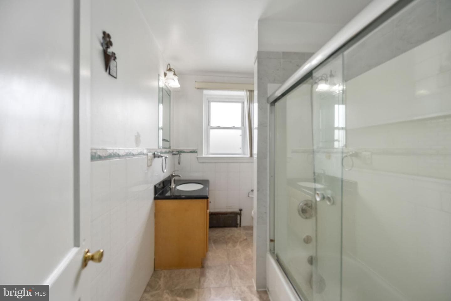 537 Elm Avenue photo 20