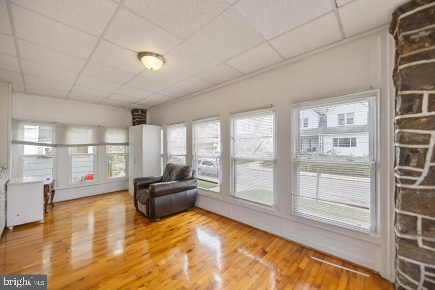 537 Elm Avenue photo 5