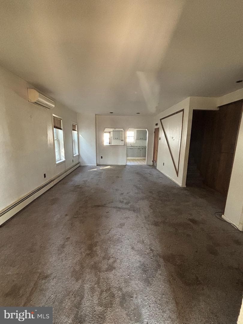134 Putcan Avenue photo 5