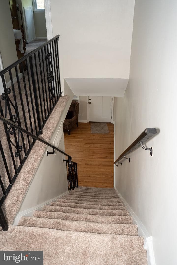 753 E 25th Street photo 14