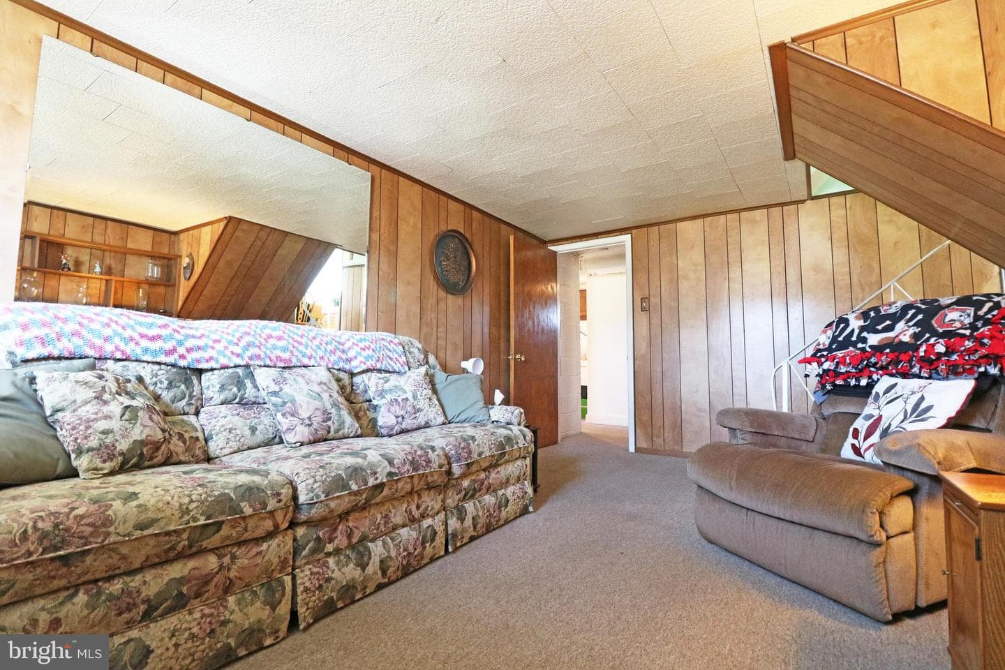 716 Cambridge Road photo 26