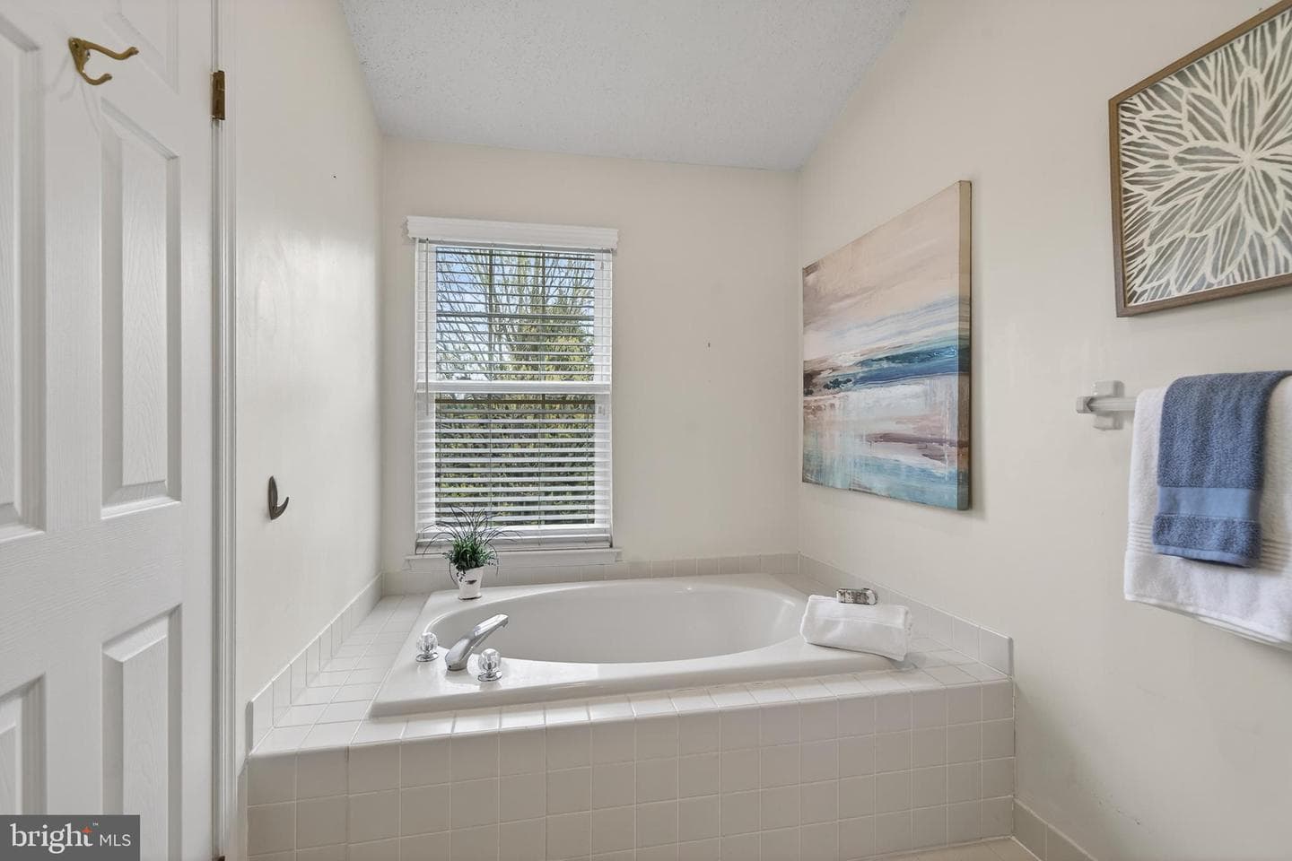 297 Stanton Court photo 30