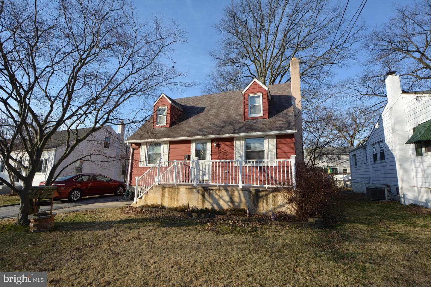 219 Fernwood Avenue