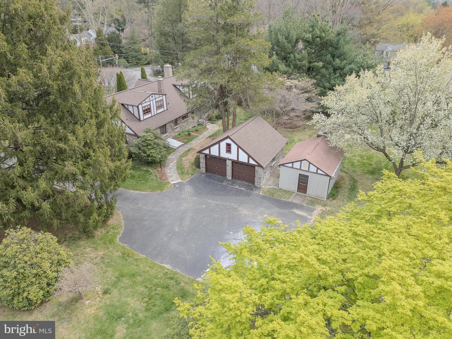 153 W Rose Valley Road photo 14