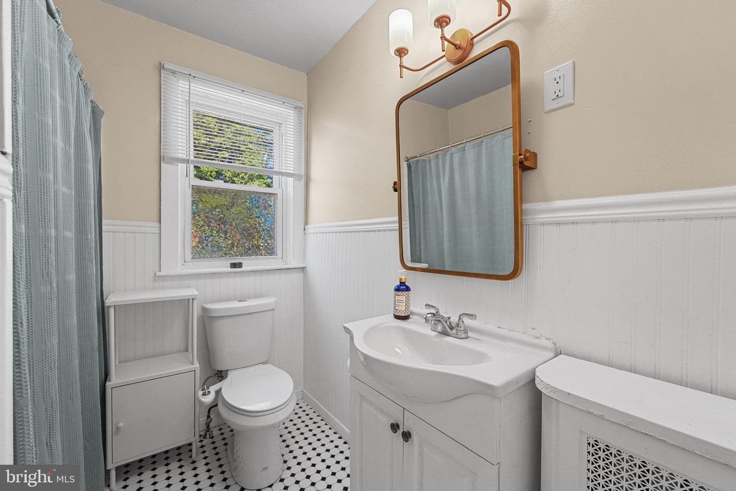 2463 Eldon Avenue photo 27