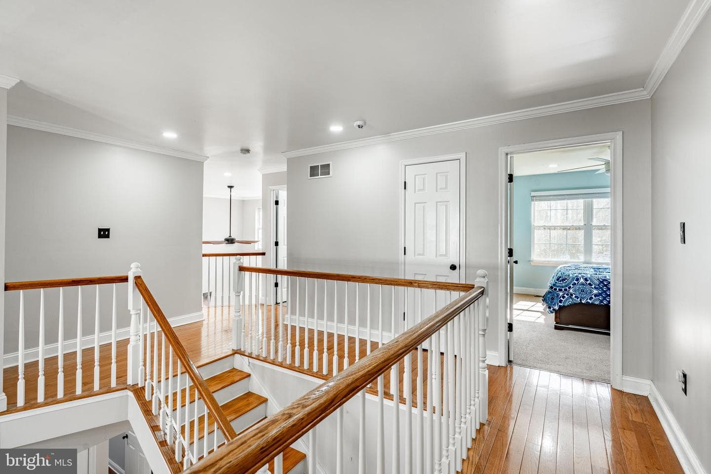107 Luzak Street photo 27