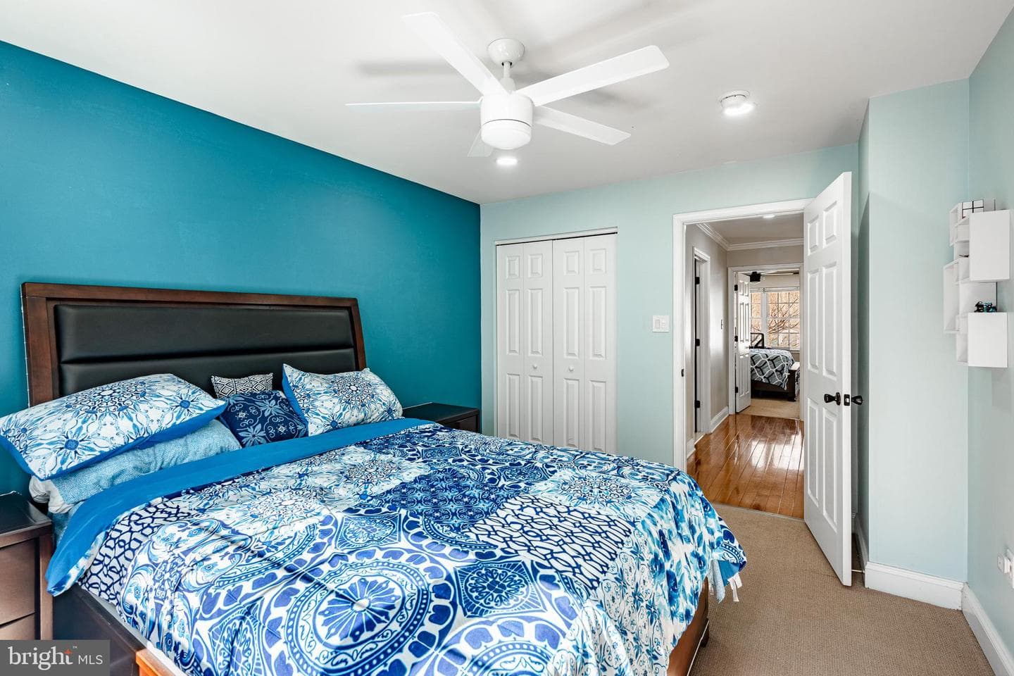 107 Luzak Street photo 38