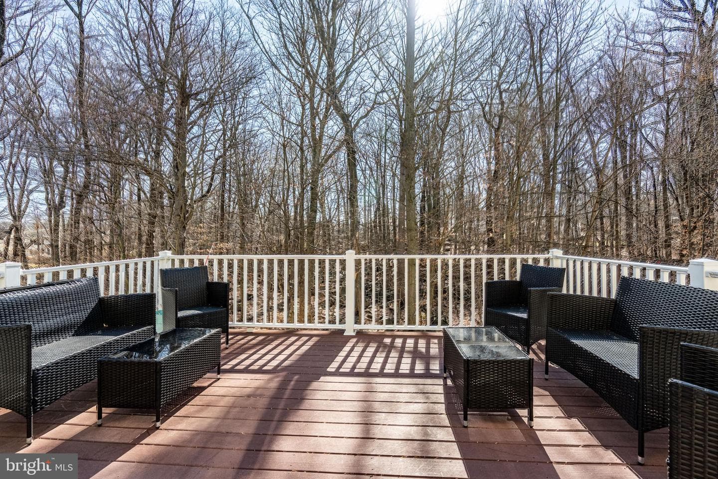 107 Luzak Street photo 53