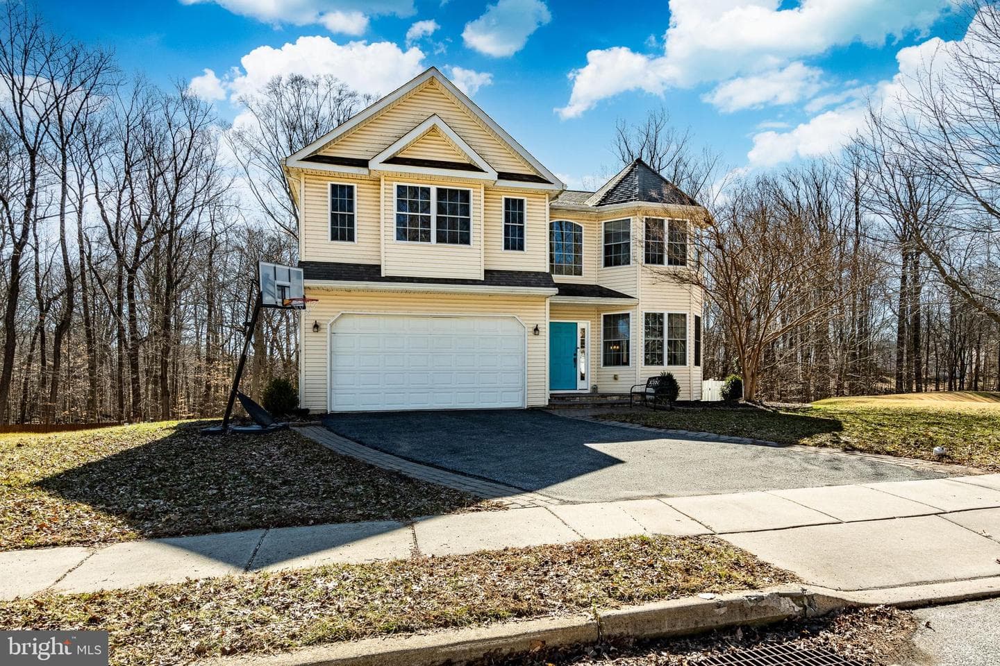 107 Luzak Street photo 61