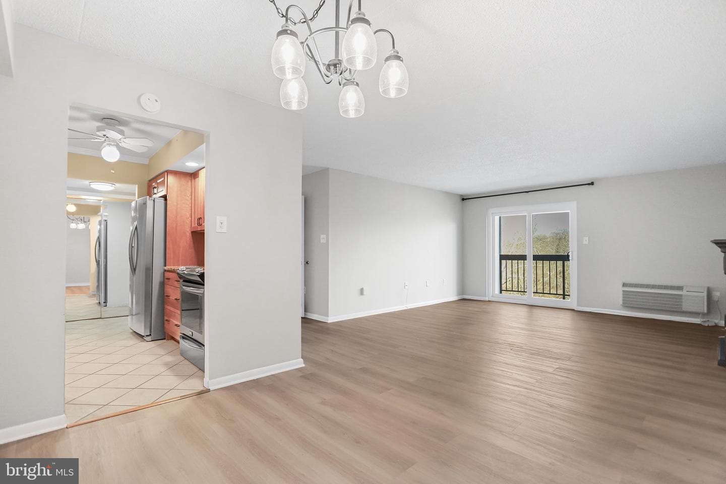 800 Avondale #6j photo 9