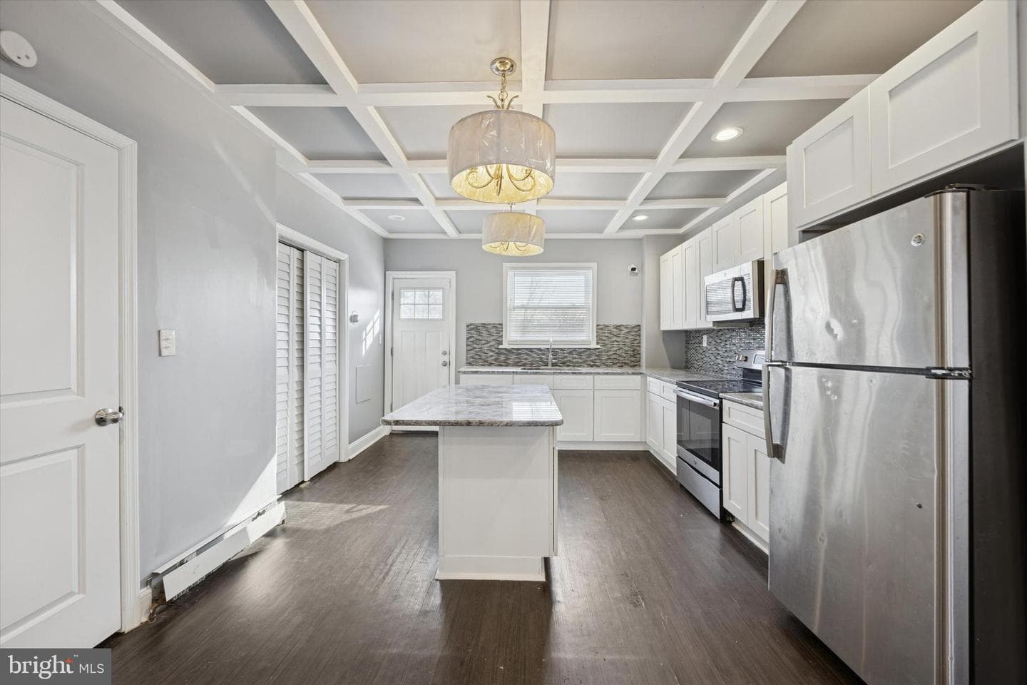 121 N Front Street photo 12