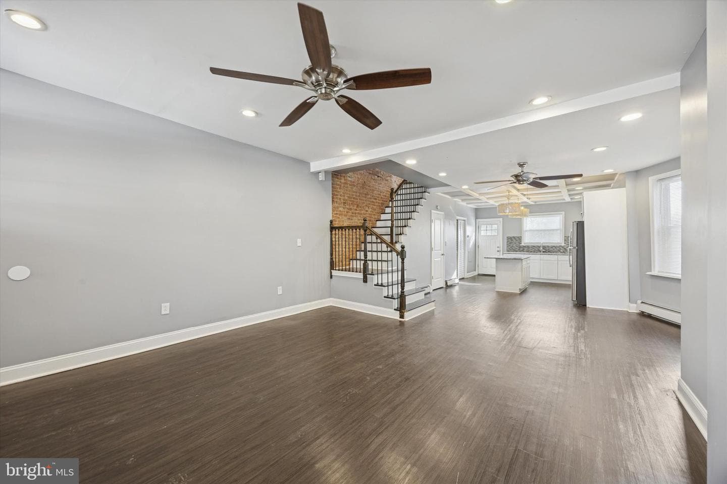 121 N Front Street photo 6