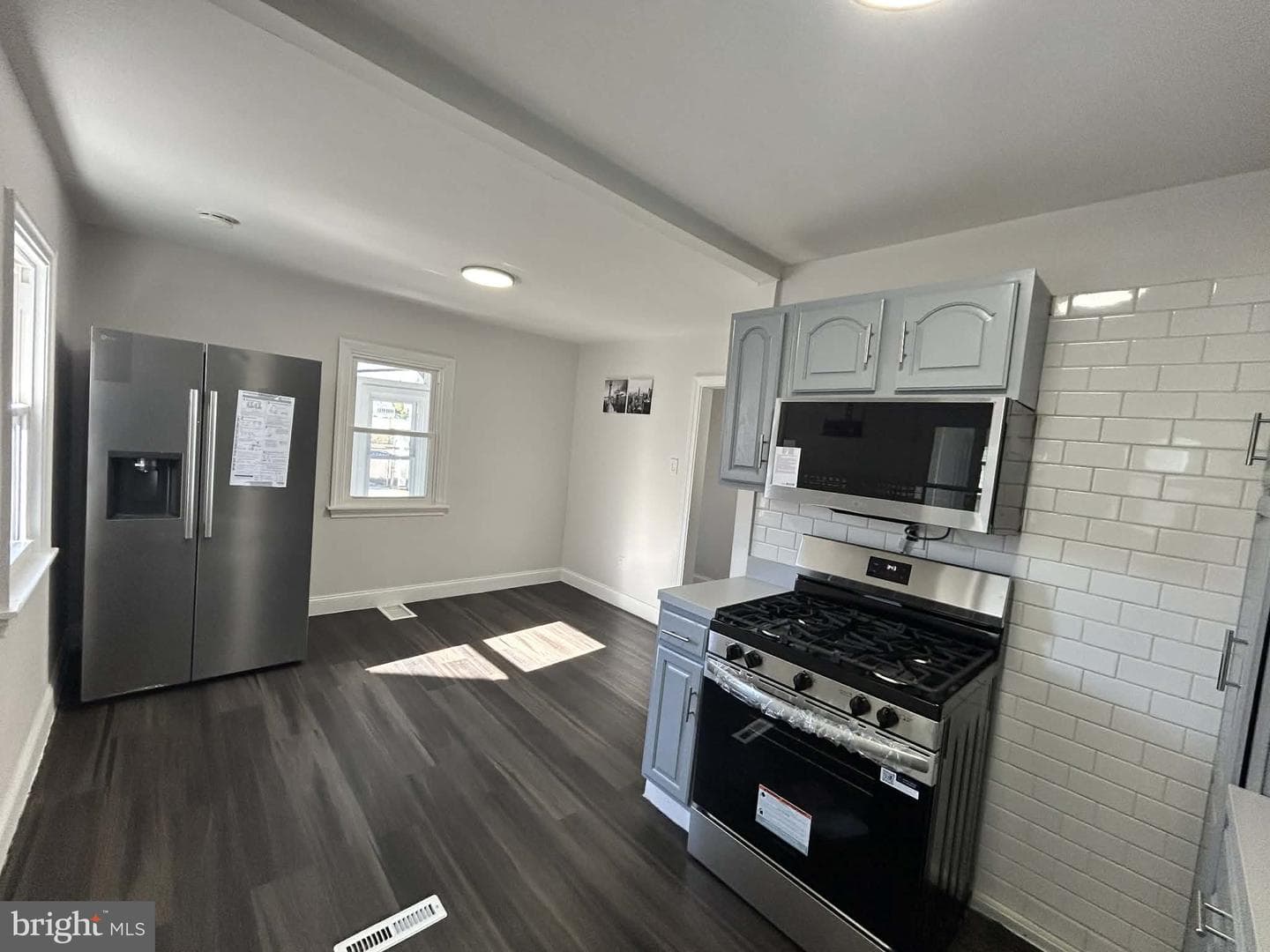 1012 2nd Avenue photo 21