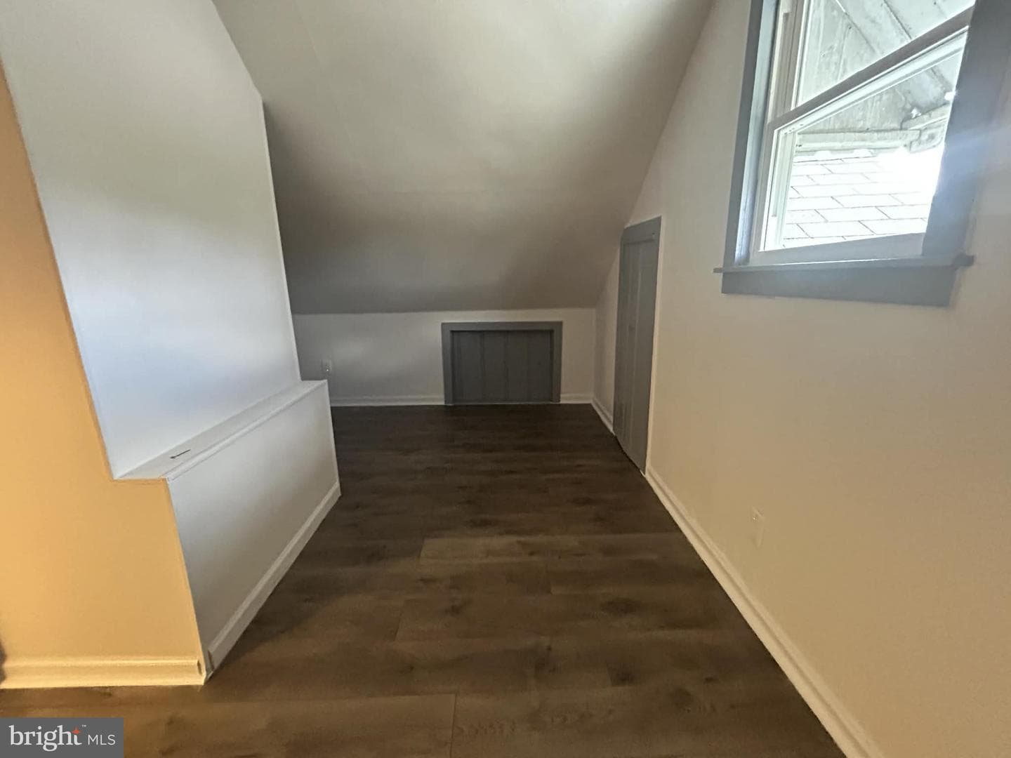 1012 2nd Avenue photo 28