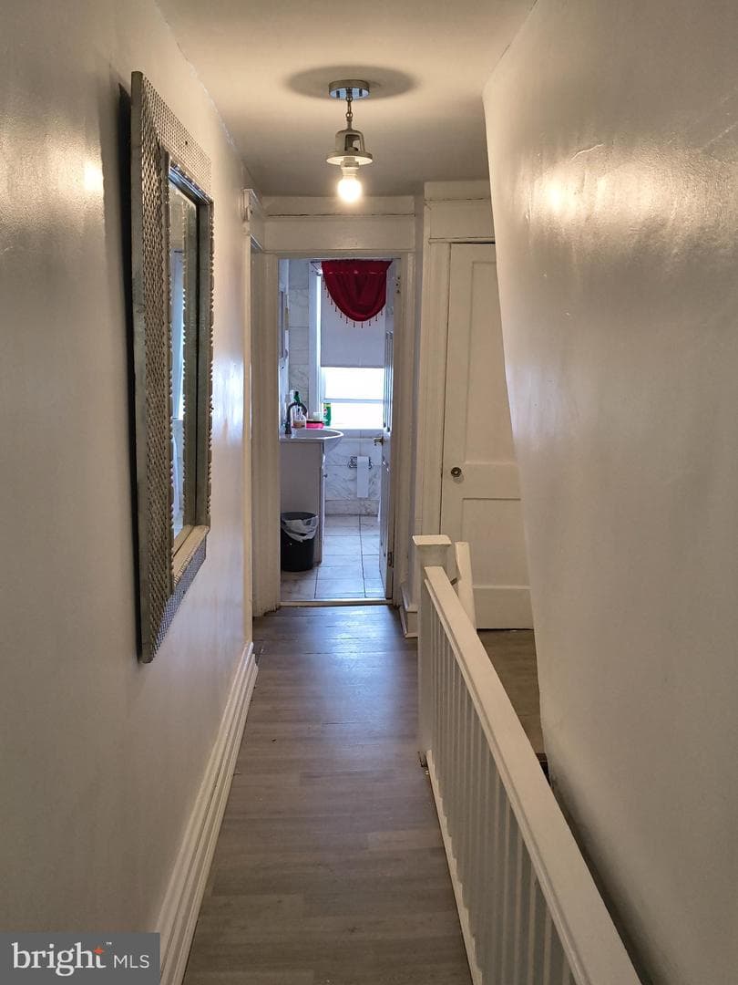530 Orchard Avenue photo 9