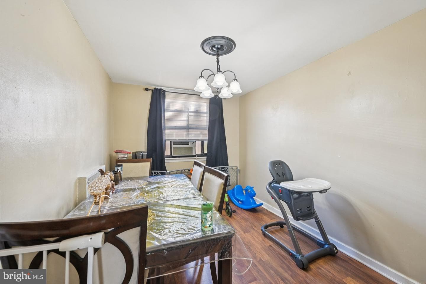 312 Wiltshire Road photo 6