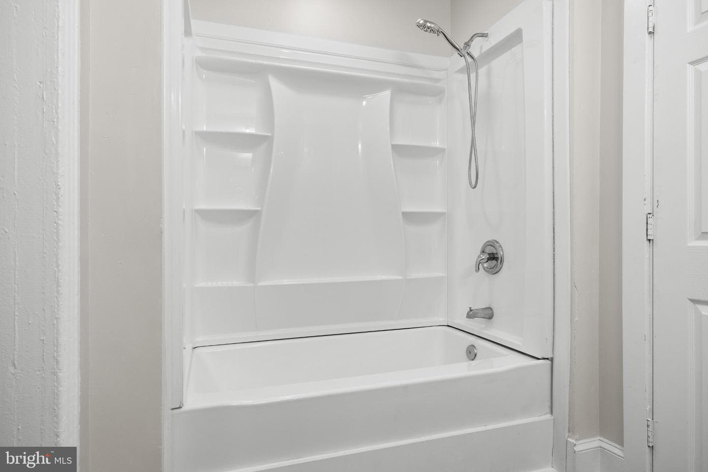 607 Highland Avenue photo 24
