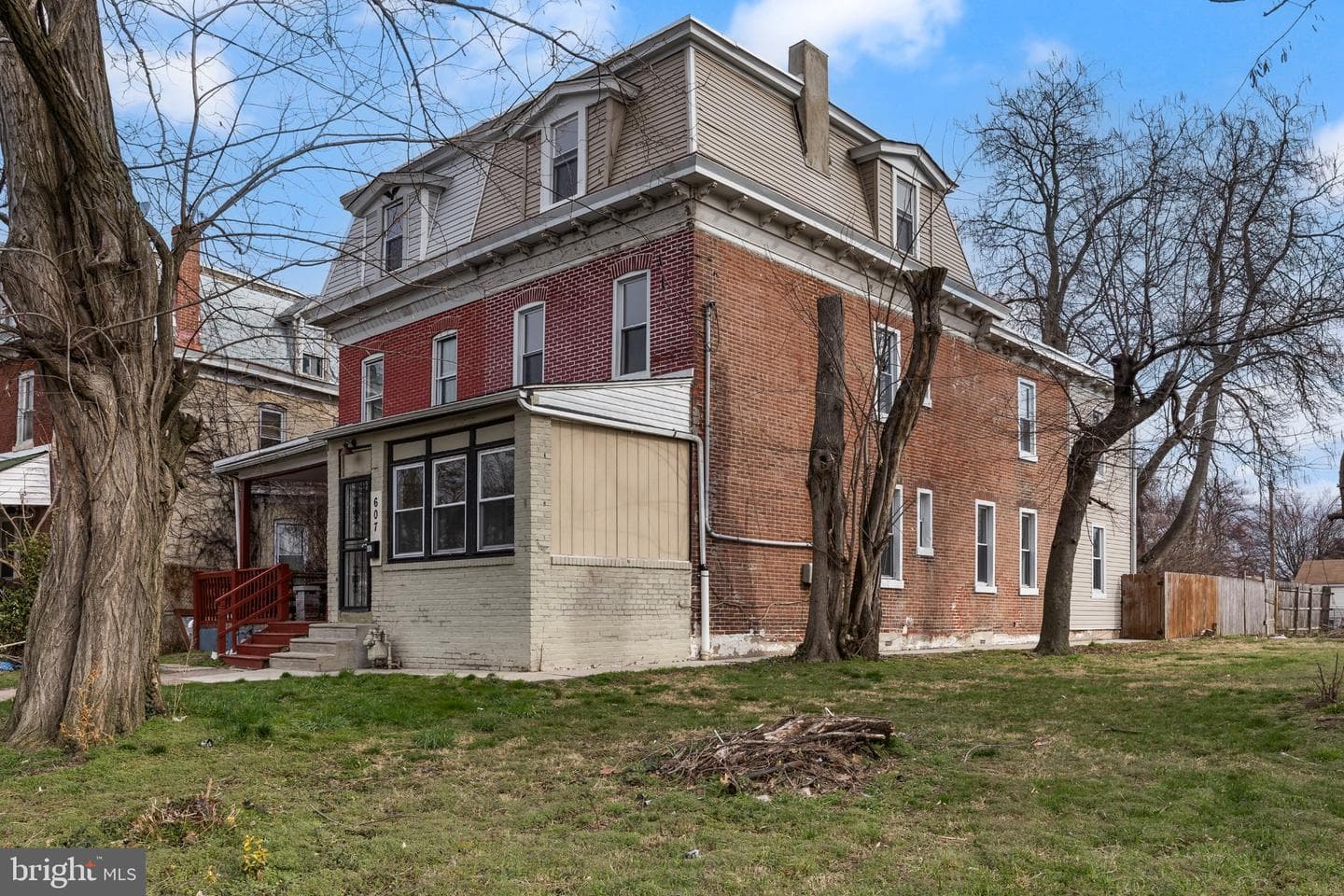 607 Highland Avenue photo 3