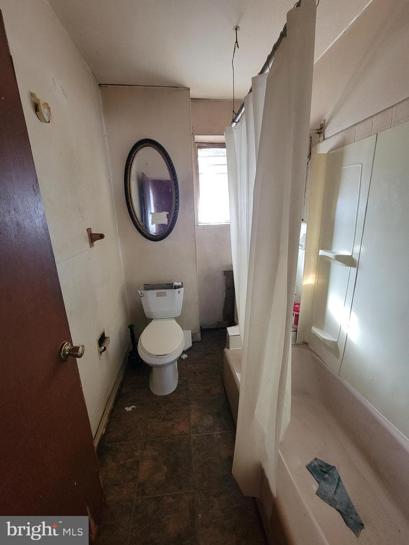 2611 W 6th Street photo 19