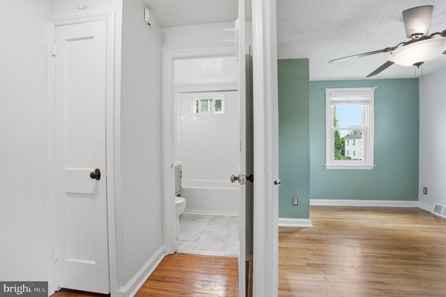 109 W Ridley Avenue photo 15